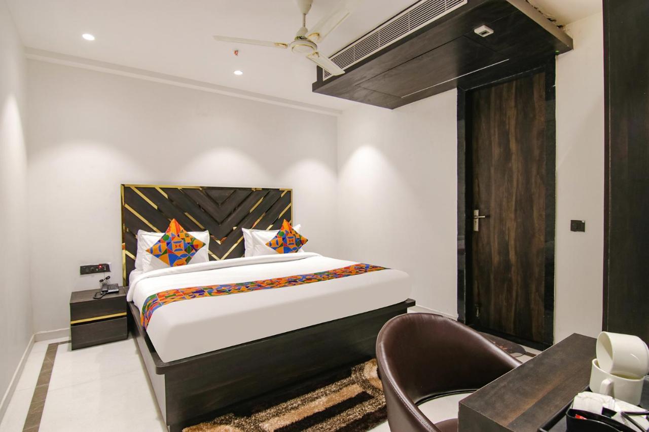 Fabhotel Greysky Nuova Delhi Esterno foto