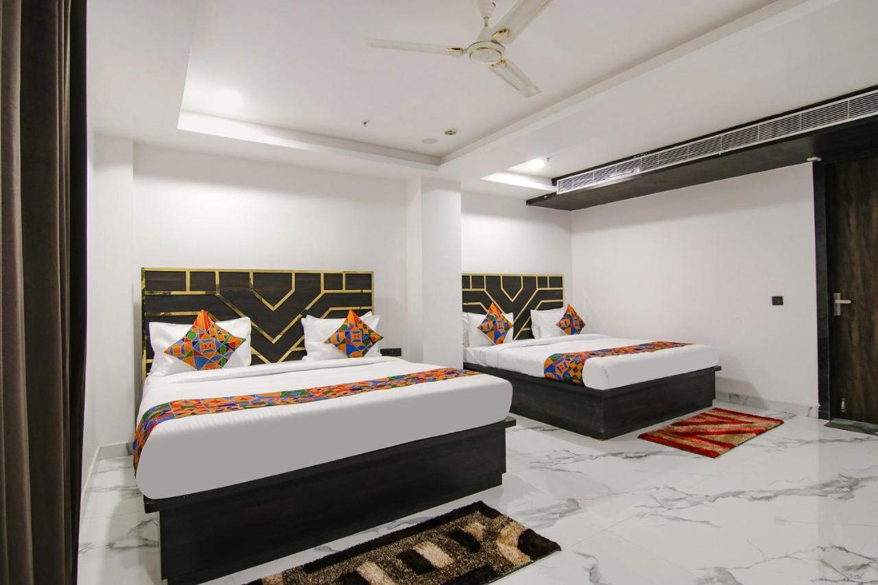 Fabhotel Greysky Nuova Delhi Esterno foto