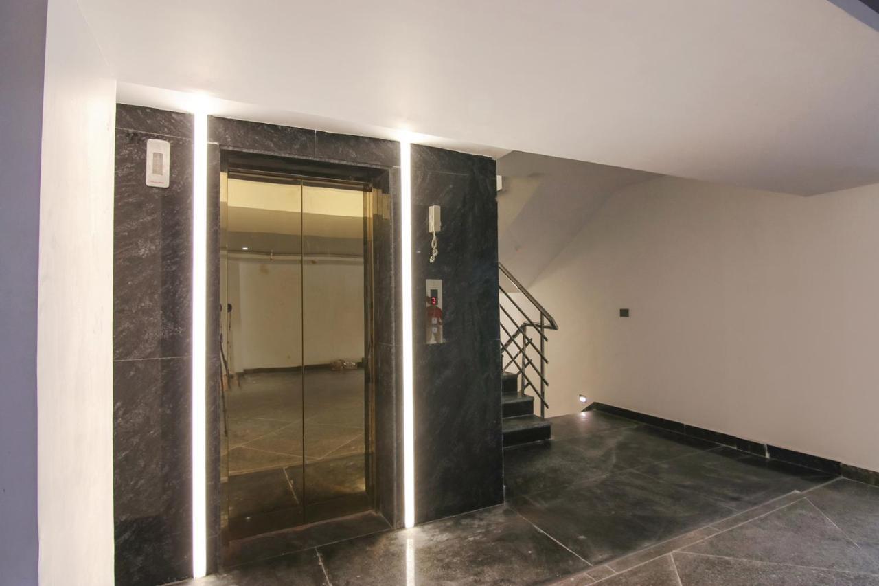 Fabhotel Greysky Nuova Delhi Esterno foto